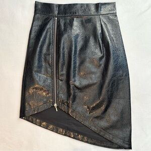 By Egreis Cracked Patent Faux Leather Asymmetrical Skirt Front Zipper S black